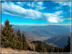 foto Salita dal Monte Tomba a Cima Grappa